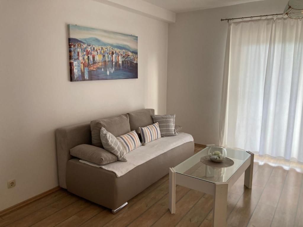 Apartment Danijela Водице Екстер'єр фото