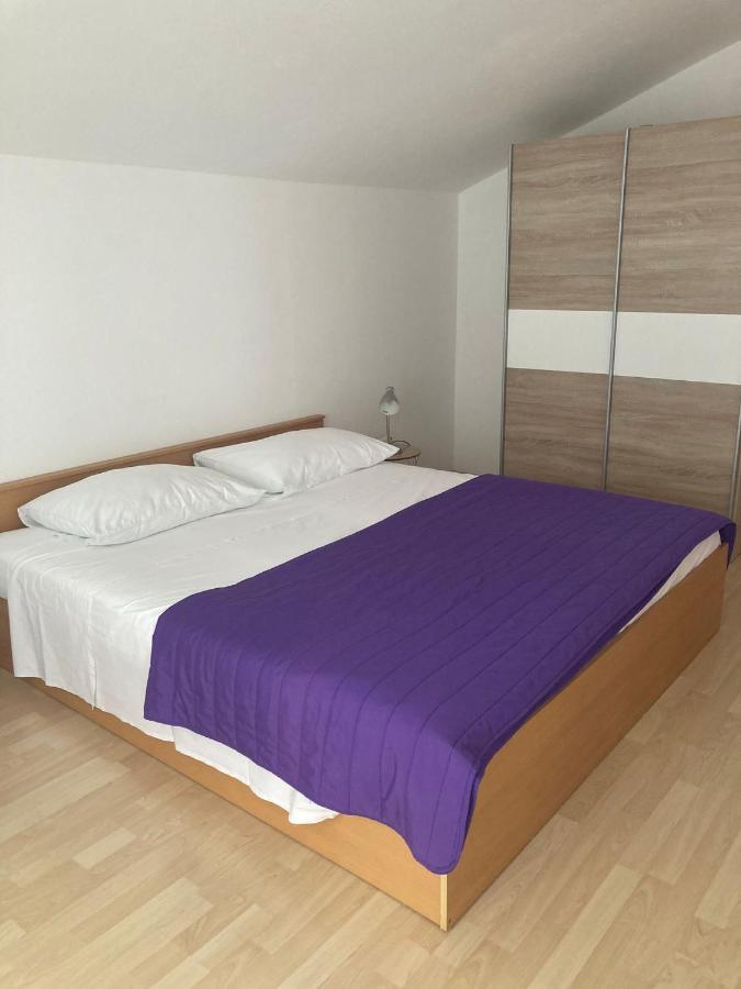 Apartment Danijela Водице Екстер'єр фото