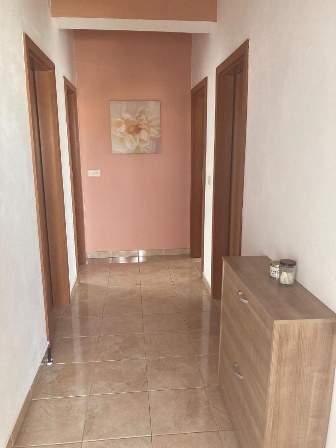 Apartment Danijela Водице Екстер'єр фото