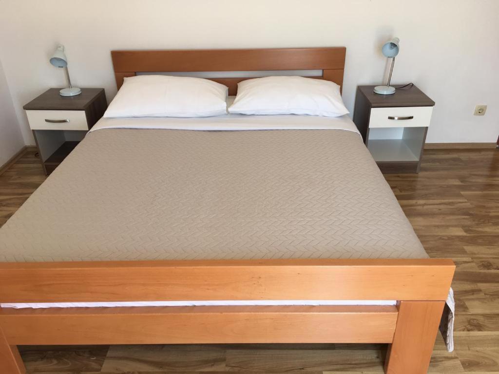 Apartment Danijela Водице Екстер'єр фото