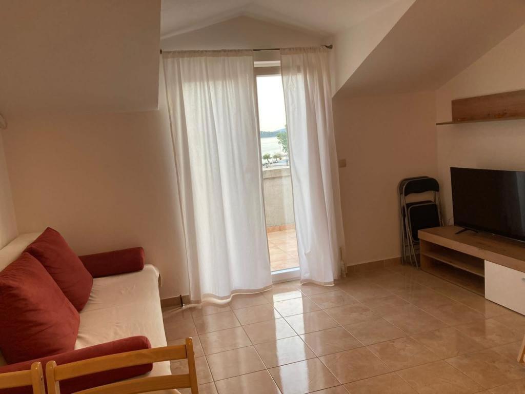 Apartment Danijela Водице Екстер'єр фото